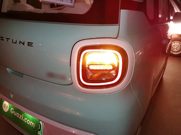 Фото 8 - Bestune Pony