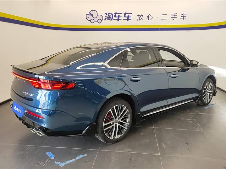 Фото 3 - Geely Preface