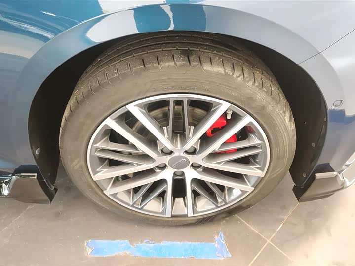 Фото 6 - Geely Preface