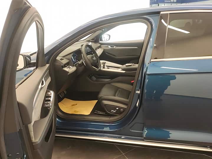 Фото 9 - Geely Preface