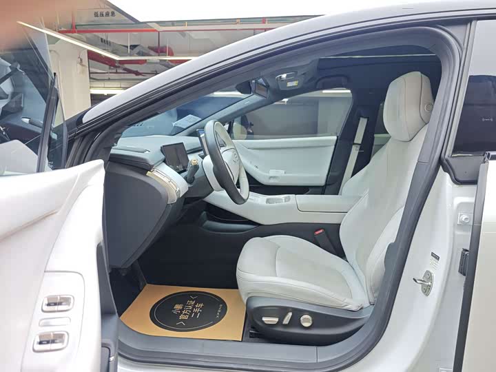 Фото 7 - XPeng F57