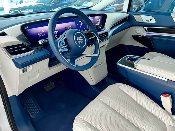 Фото 7 - Buick GL8 Century