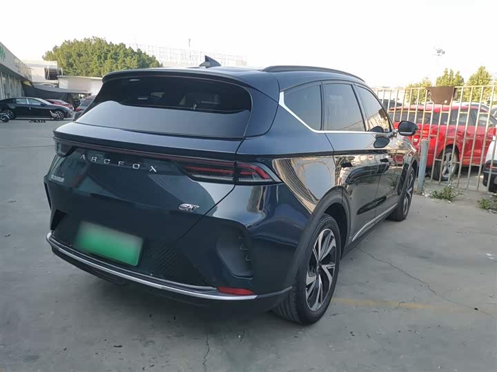 Фото 7 - BAIC Arcfox Alpha T