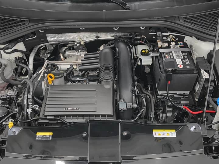 Фото 3 - Volkswagen T-Roc