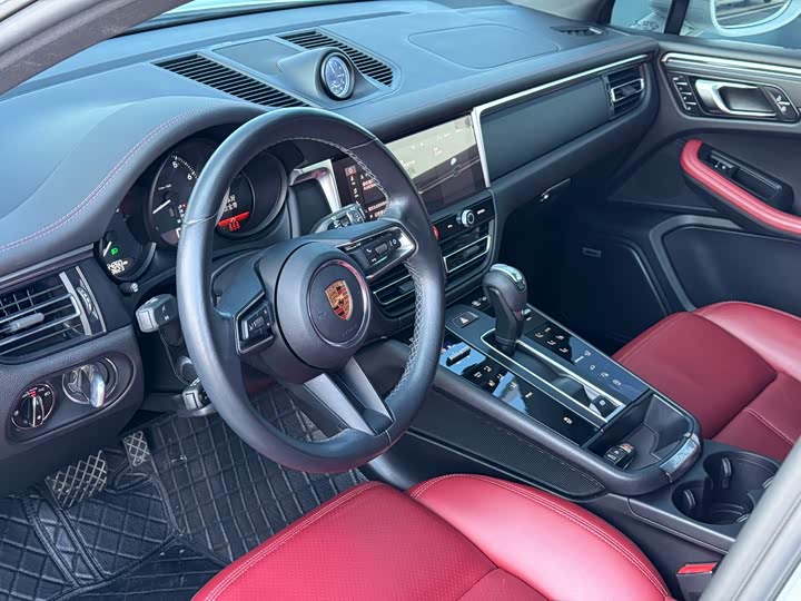 Фото 9 - Porsche Macan