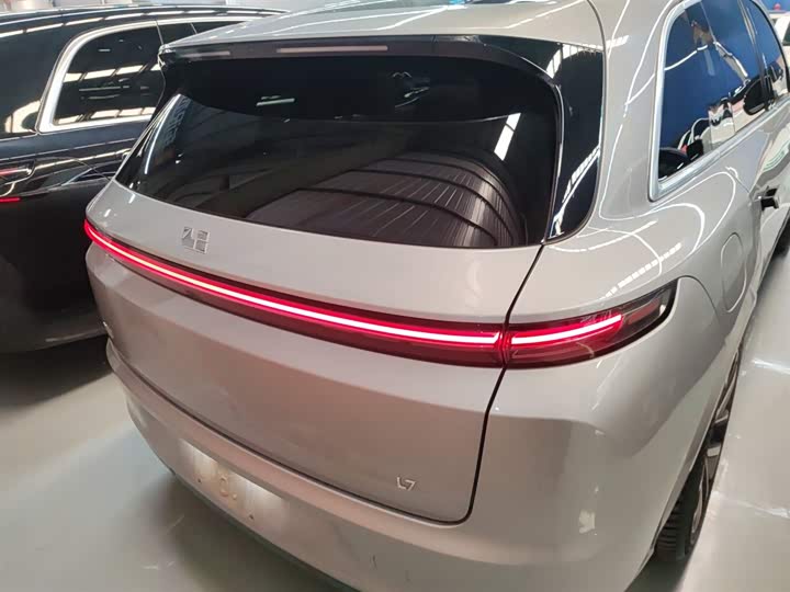 Фото 6 - LiXiang L7