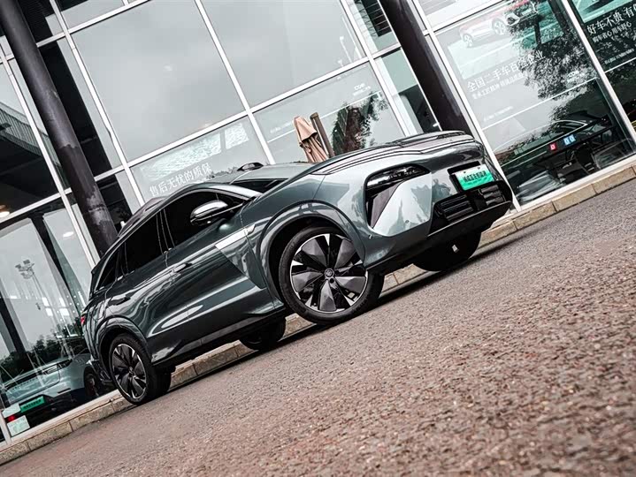 Фото 3 - BYD Tang L