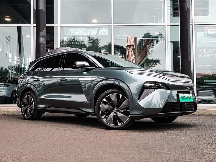 Фото 4 - BYD Tang L