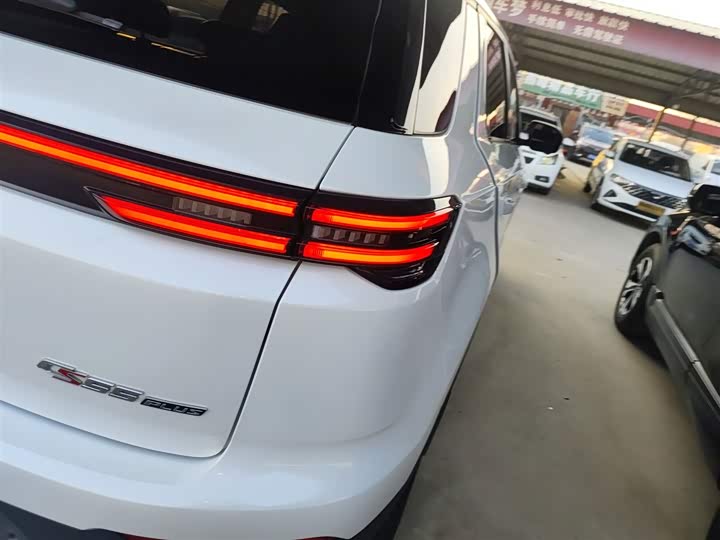 Фото 8 - Changan CS55 Plus