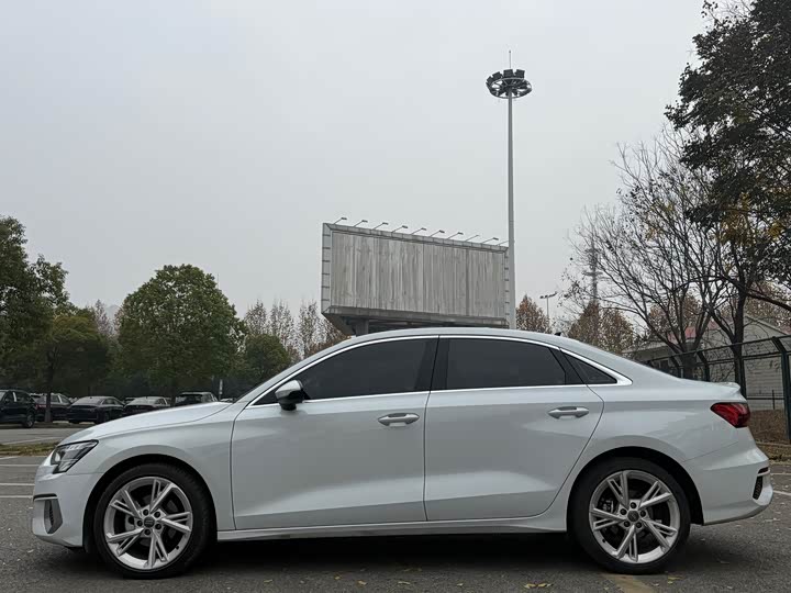 Фото 9 - Audi A3