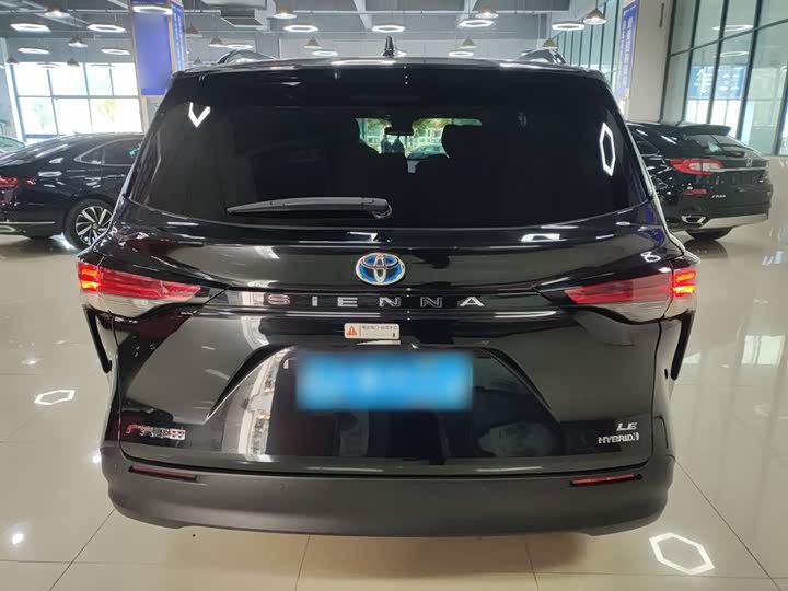 Фото 6 - Toyota Sienna