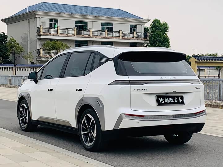 Фото 3 - GAC Aion Y