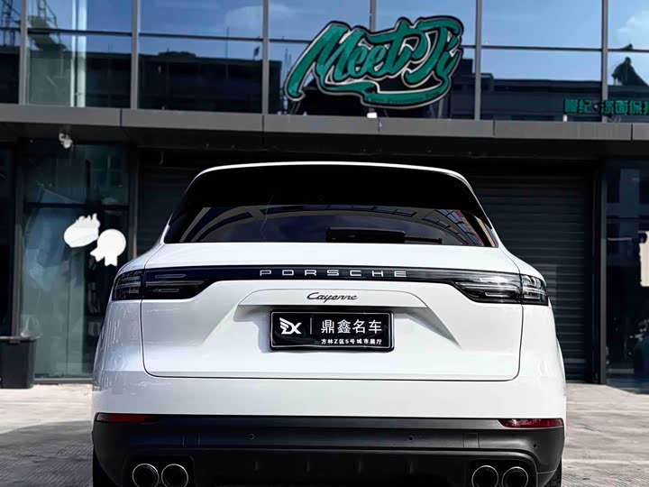 Фото 9 - Porsche Cayenne