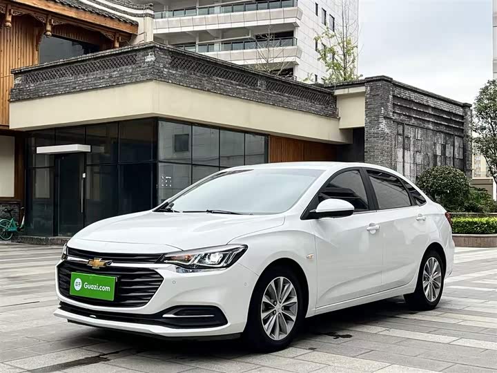 Фото 2 - Chevrolet Monza