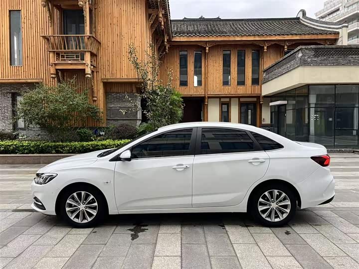 Фото 5 - Chevrolet Monza