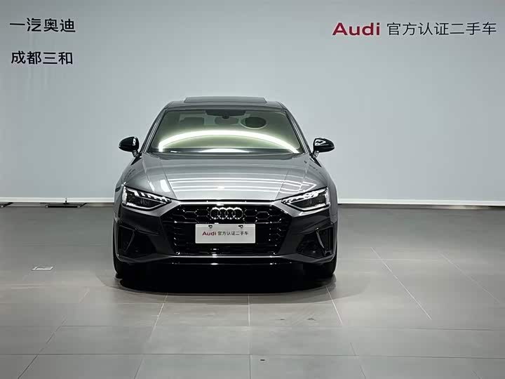 Фото 2 - Audi A4L