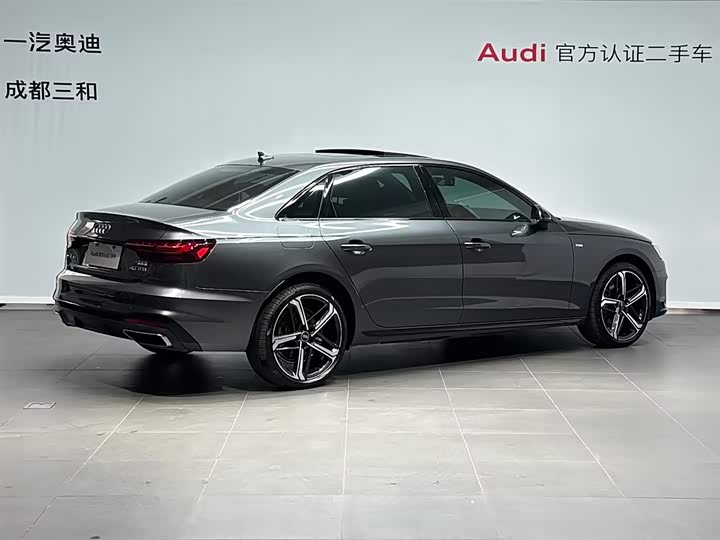 Фото 4 - Audi A4L