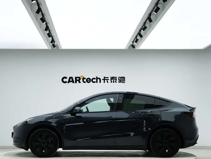 Фото 2 - Tesla Model Y