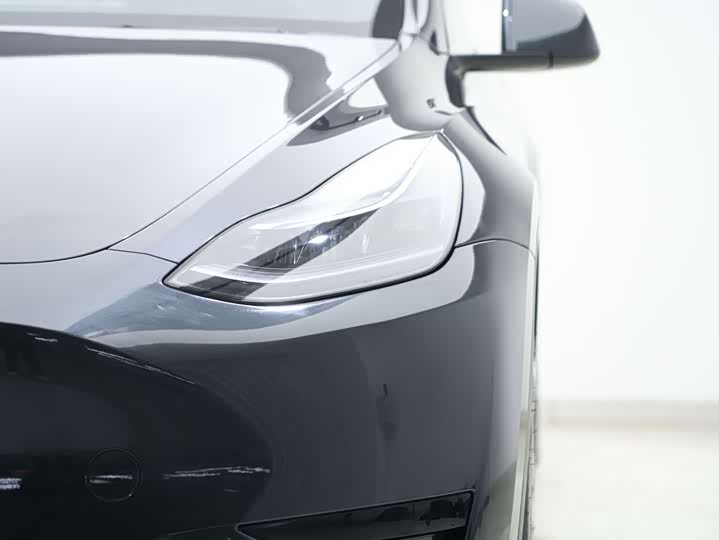 Фото 6 - Tesla Model Y