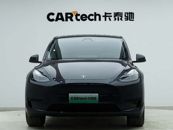 Фото 8 - Tesla Model Y