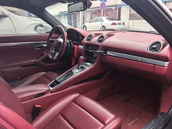 Фото 6 - Porsche 718