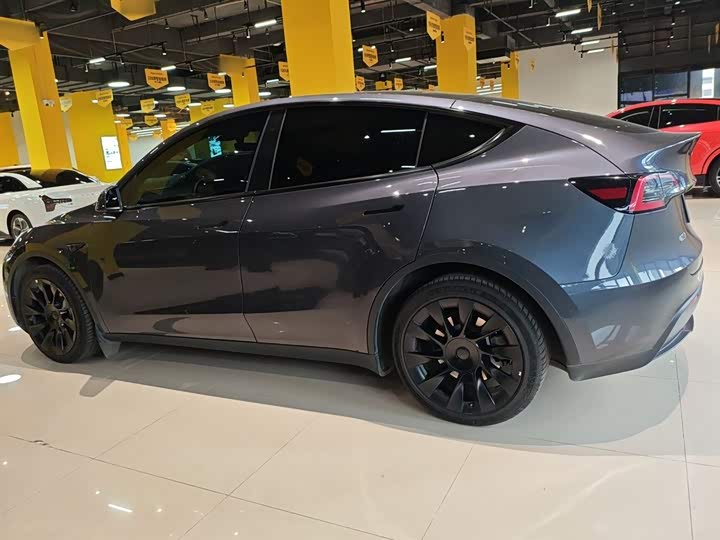 Фото 5 - Tesla Model Y