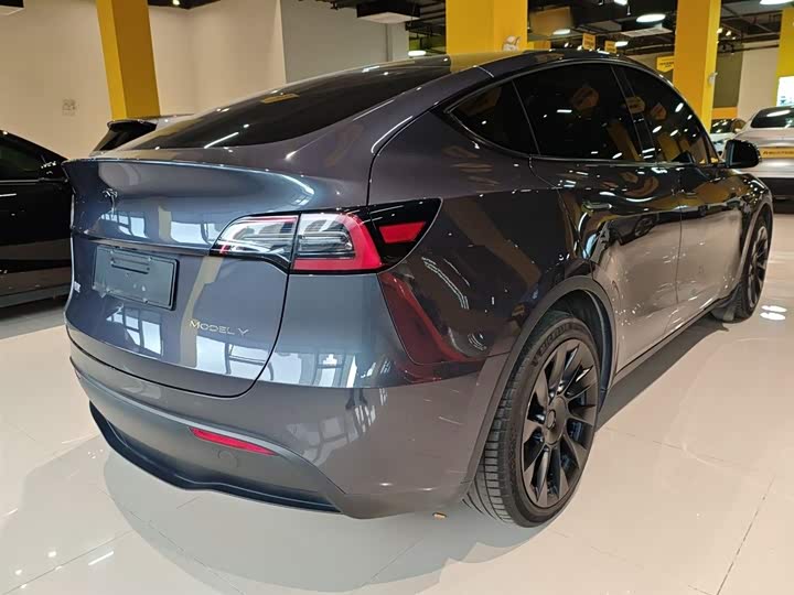 Фото 7 - Tesla Model Y
