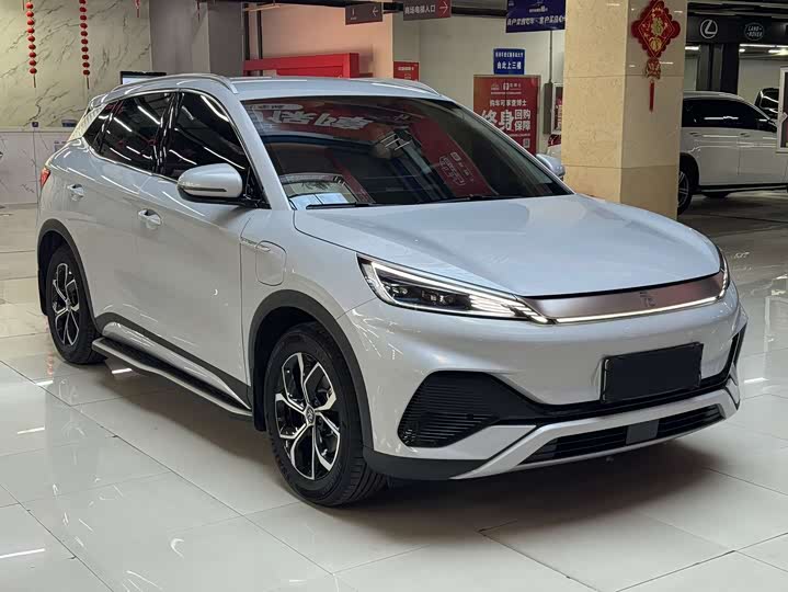 Фото 3 - BYD Yuan Plus