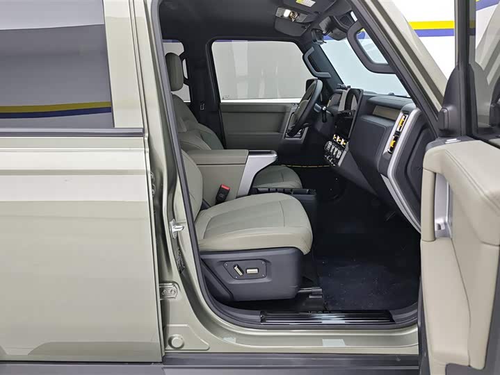 Фото 8 - Chery iCar V23