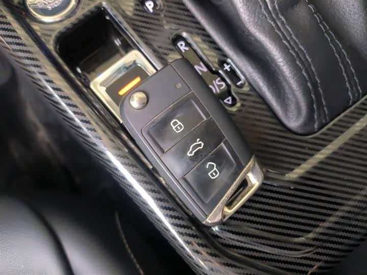 Фото 9 - Volkswagen Lamando L