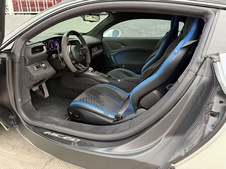 Фото 4 - Maserati MC20