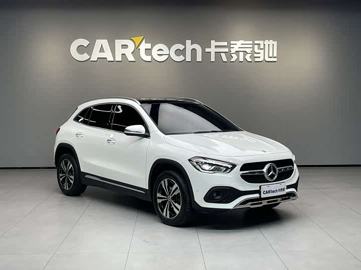 Фото 3 - Mercedes-Benz GLA-Class