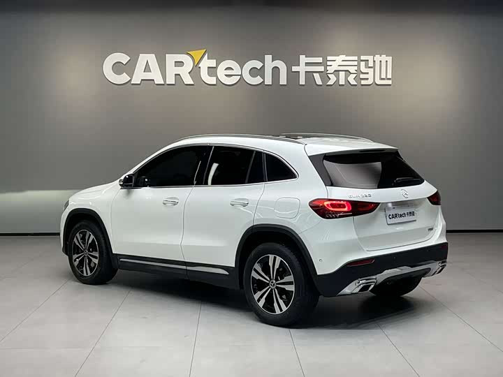 Фото 6 - Mercedes-Benz GLA-Class