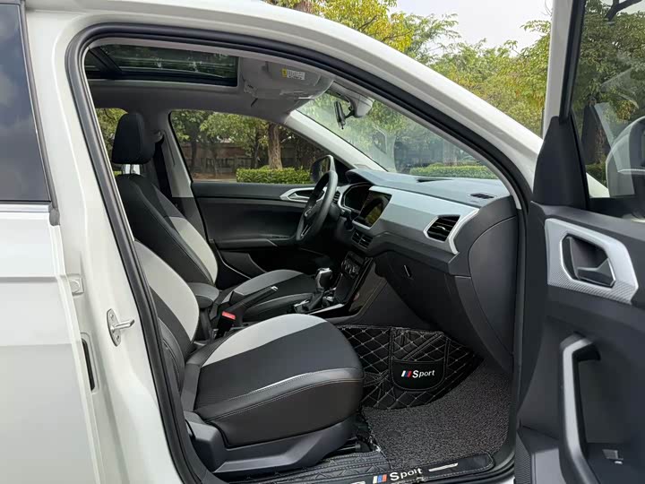 Фото 7 - Volkswagen Tacqua