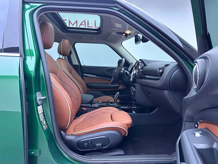 Фото 5 - Mini Clubman