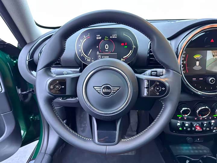 Фото 9 - Mini Clubman