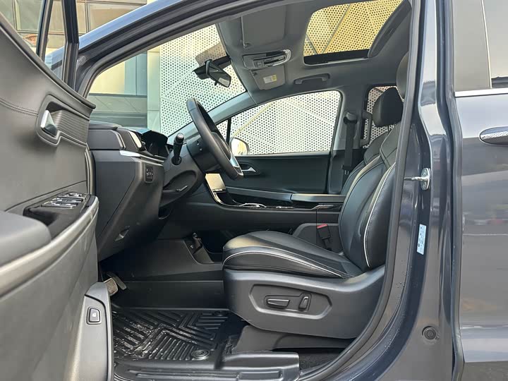 Фото 6 - Hyundai Custo