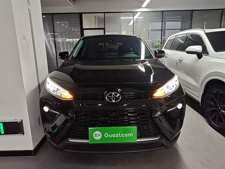 Фото 3 - Toyota Wildlander