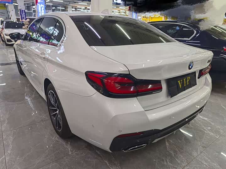 Фото 4 - BMW 5 Series