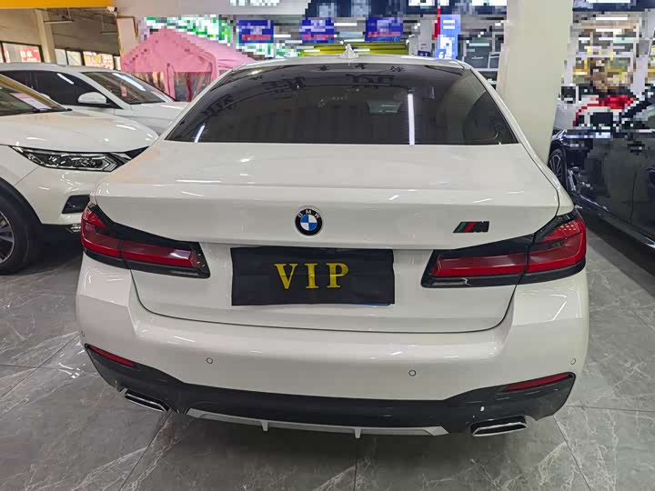 Фото 5 - BMW 5 Series