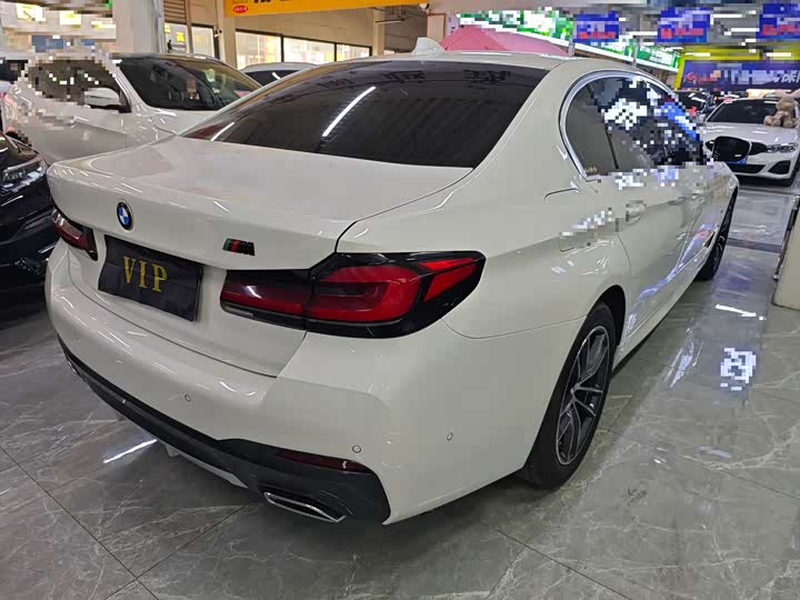Фото 6 - BMW 5 Series
