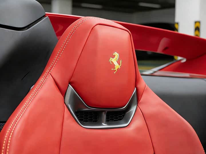 Фото 8 - Ferrari 296