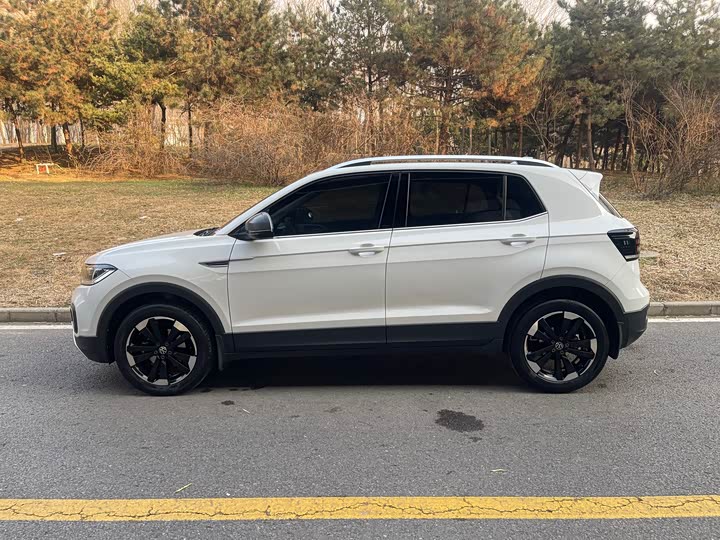 Фото 2 - Volkswagen Tacqua