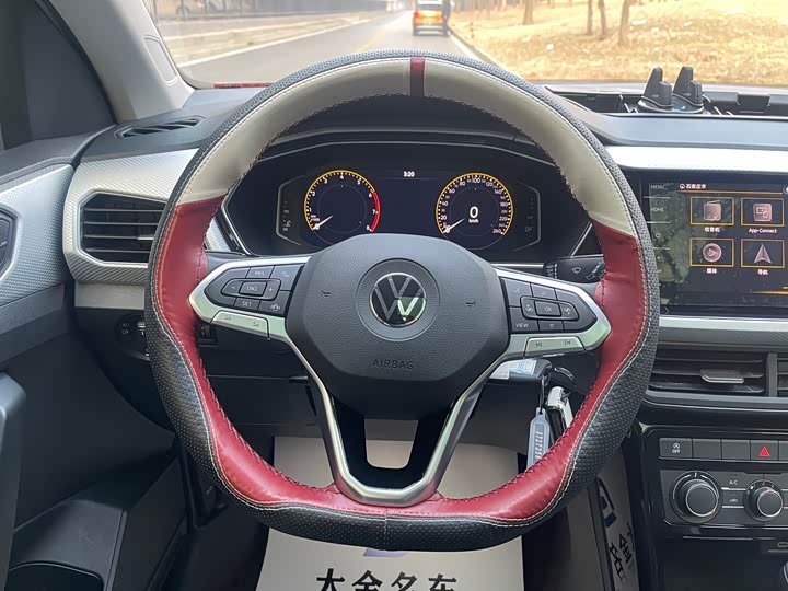 Фото 5 - Volkswagen Tacqua