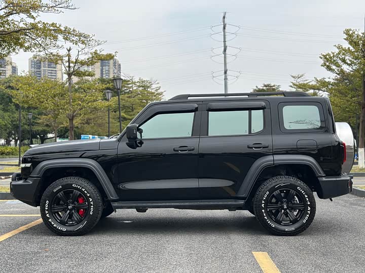 Фото 7 - Tank 300