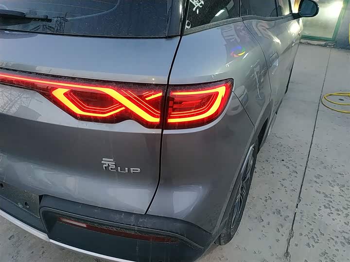 Фото 8 - BYD Yuan Up