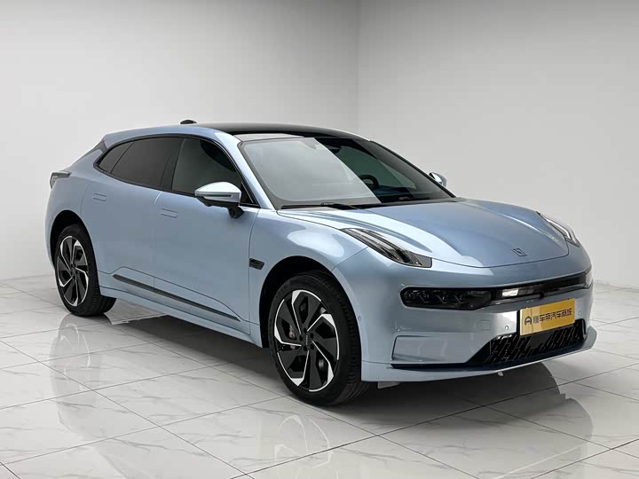 Фото 3 - Zeekr 001