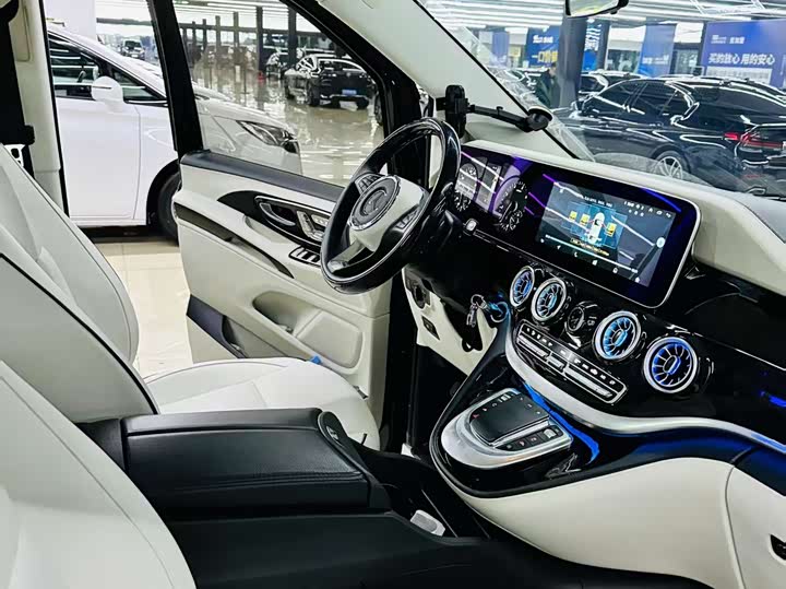 Фото 7 - Mercedes-Benz Vito