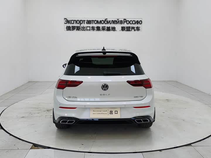 Фото 5 - Volkswagen Golf