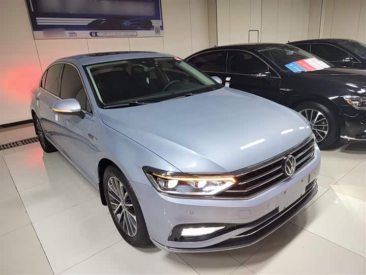 Фото 4 - Volkswagen Magotan